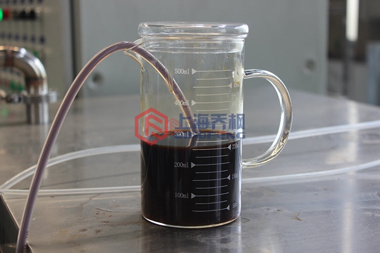 小型噴霧干燥機(jī)的粘壁危害及處理方法 小型噴霧干燥機(jī)的粘壁危害及處理方法